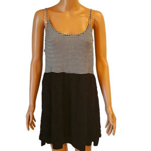 Finn & Clover strappy lace dress (code-G052)